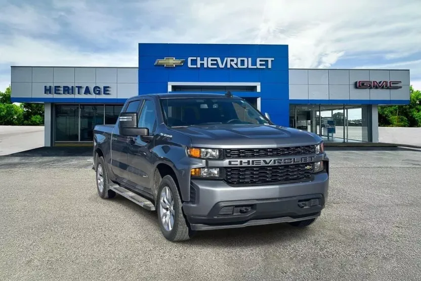 2020 Chevrolet Silverado 1500 Custom photo 1