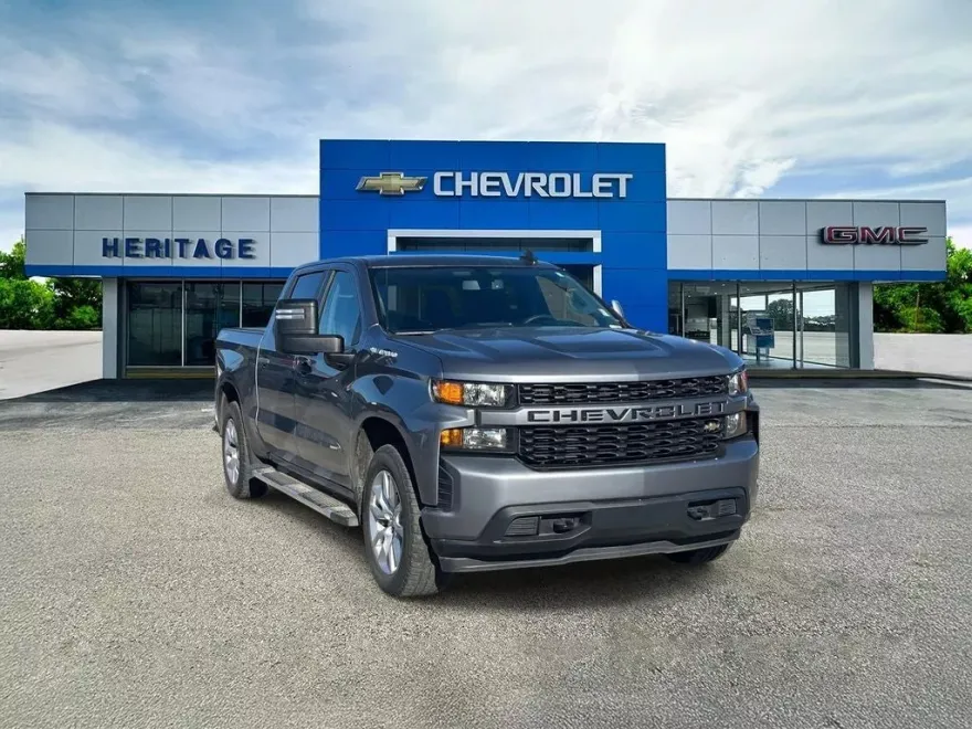 2020 Chevrolet Silverado 1500 Custom photo 1