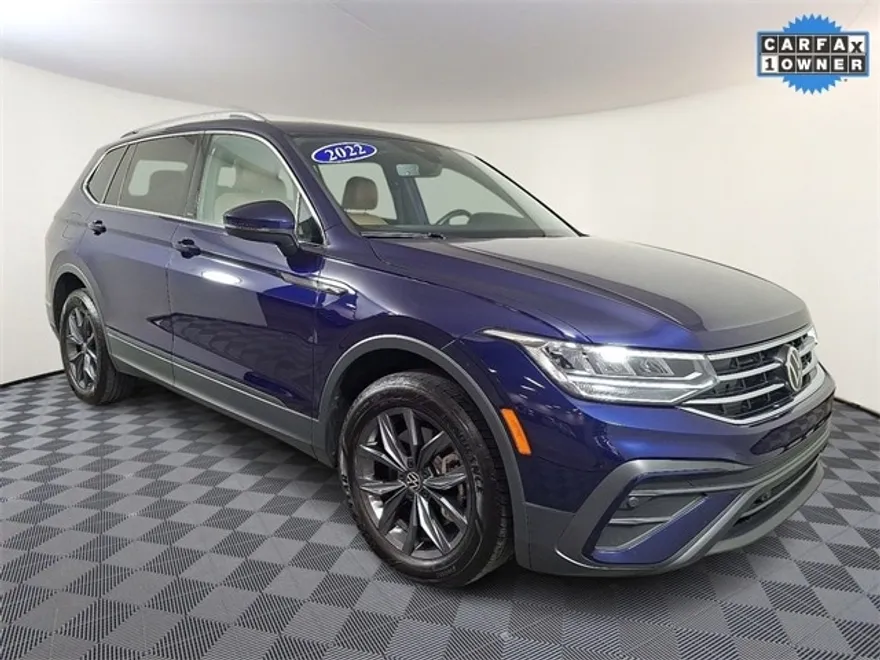 2022 Volkswagen Tiguan SE photo 1