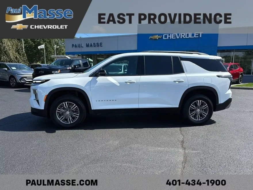 2025 Chevrolet Traverse 2LT photo 1