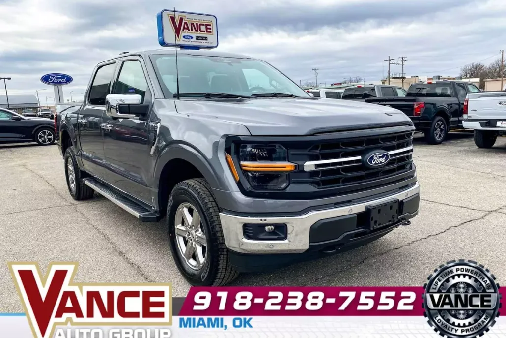 2025 Ford F-150 XLT photo 1