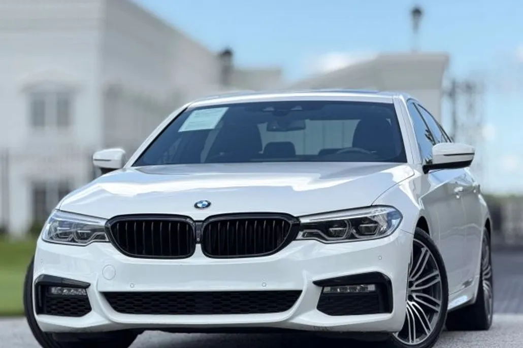 2017 Bmw 530i photo 1