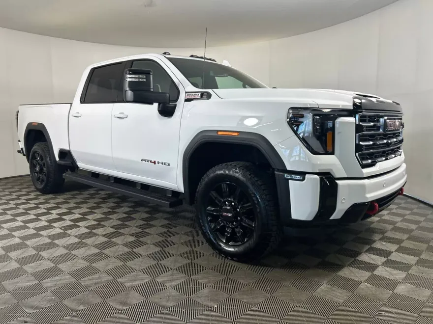 2025 Gmc Sierra HD AT4 photo 1