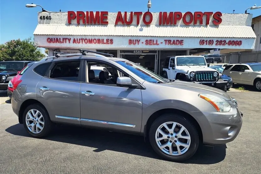 2012 Nissan Rogue SV SL photo 1