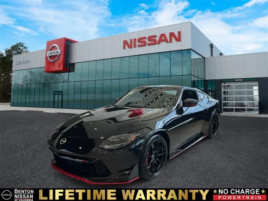 2025 Nissan Z Nismo photo 1