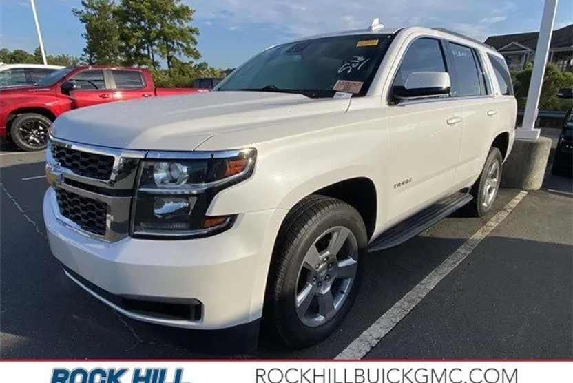 2018 Chevrolet Tahoe LT photo 1