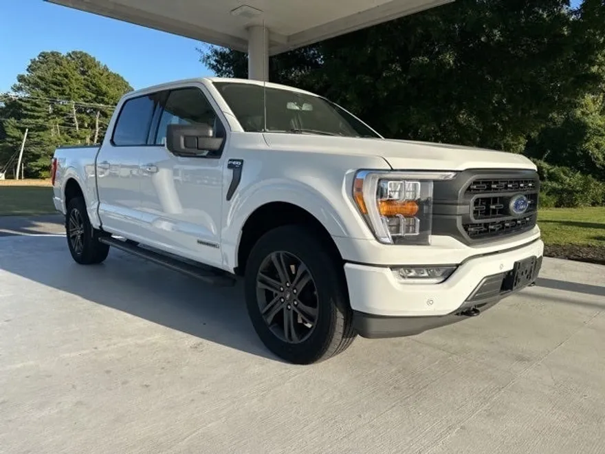 2021 Ford F-150 XLT photo 1