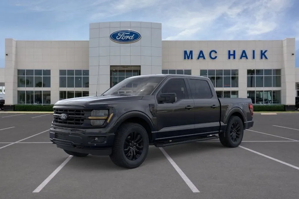 2025 Ford F-150 XLT photo 1