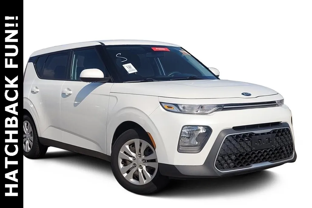 2020 Kia Soul LX photo 1