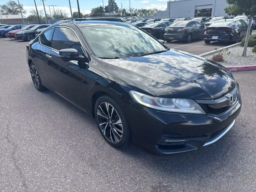 2016 Honda Accord EX photo 1