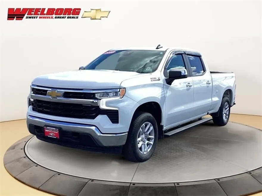 2023 Chevrolet Silverado 1500 LT photo 1