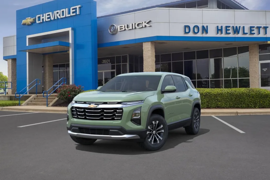 2026 Chevrolet Equinox LT photo 1