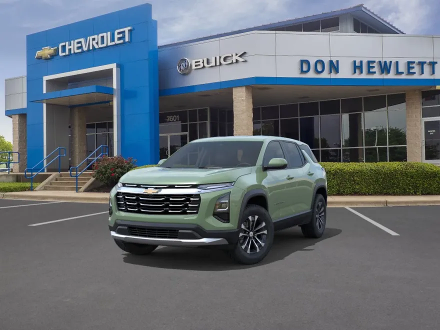 2026 Chevrolet Equinox LT photo 1