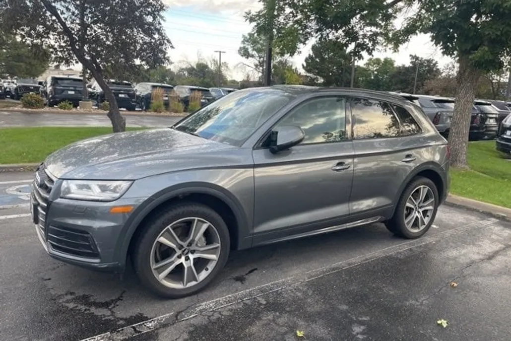 2019 Audi Q5 2.0T Premium photo 1