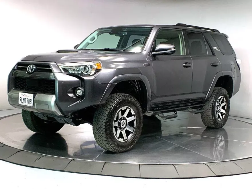 2021 Toyota 4Runner TRD Premium photo 1