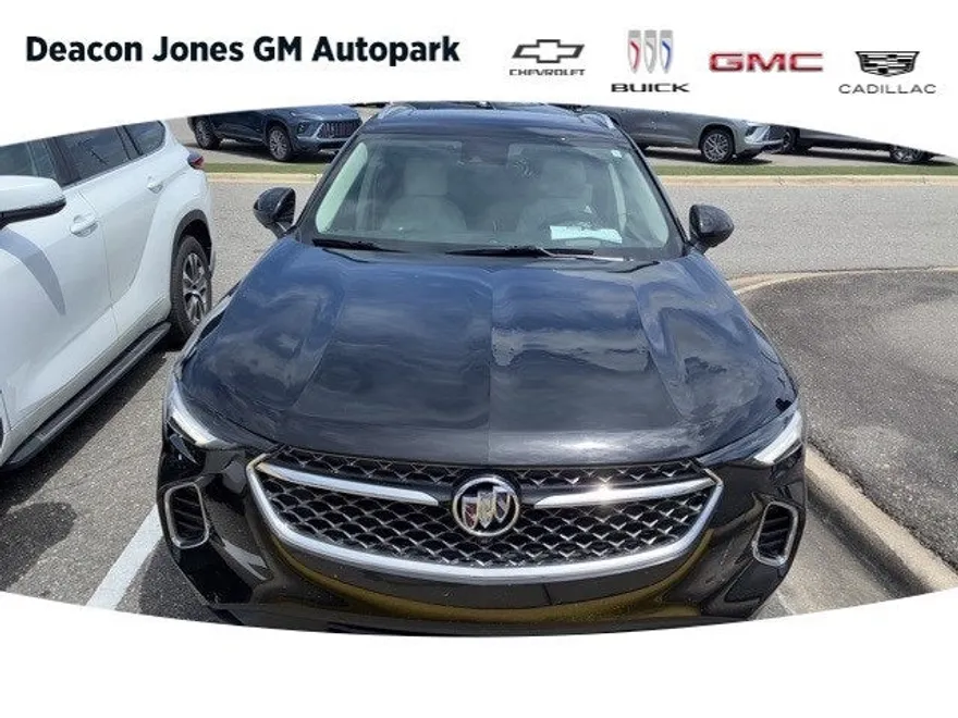 2022 Buick Envision Avenir photo 1
