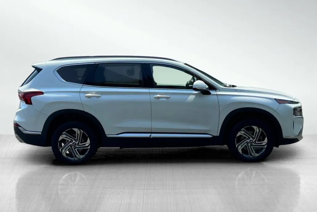 2021 Hyundai Santa Fe SEL photo 1