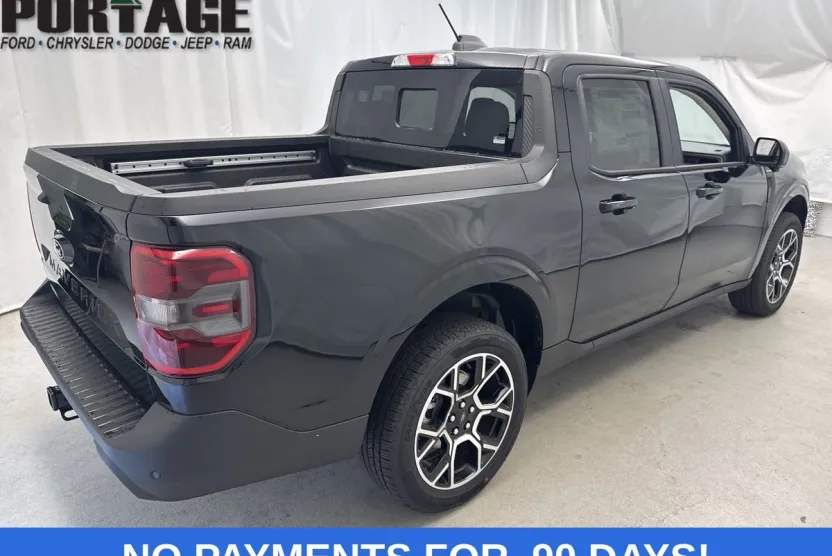 2025 Ford Maverick Lariat photo 1