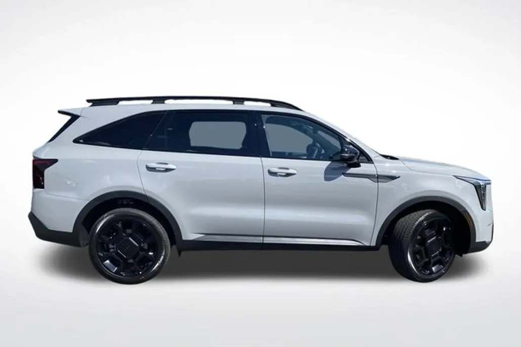 2026 Kia Sorento X-Line SX Prestige photo 1