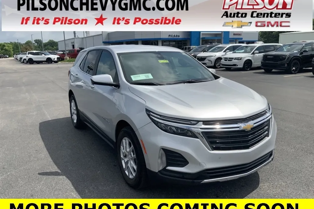 2022 Chevrolet Equinox LT photo 1