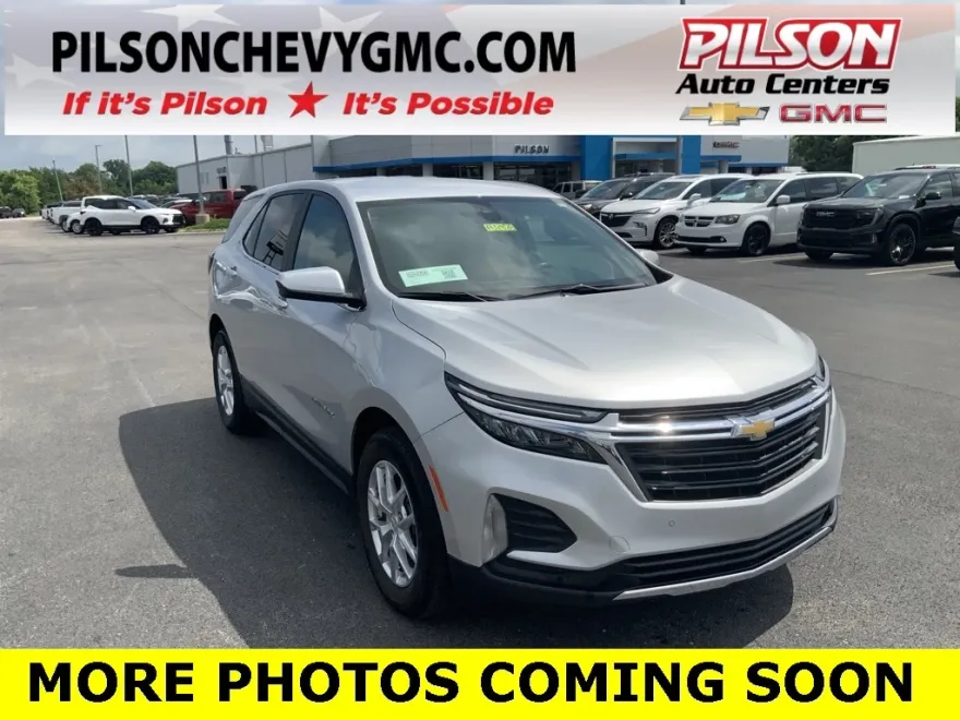 2022 Chevrolet Equinox LT photo 1