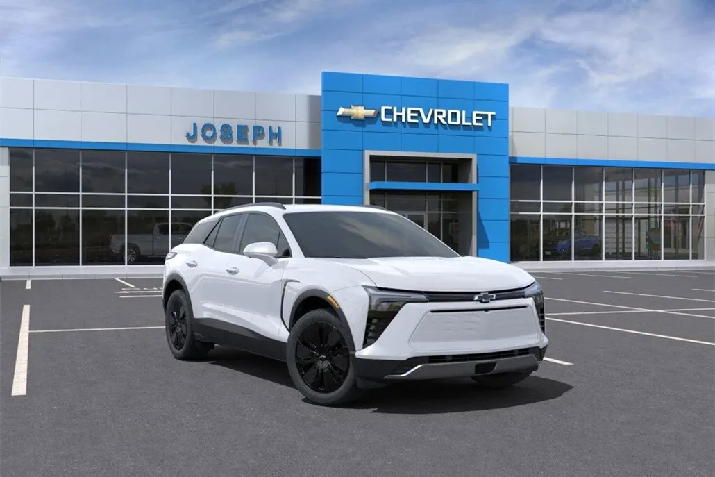 2025 Chevrolet Blazer EV photo 1