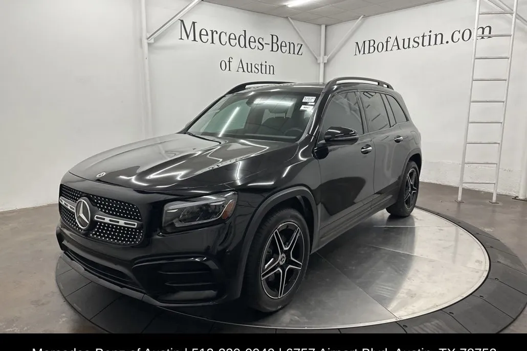 2024 Mercedes Benz GLB 250 photo 1