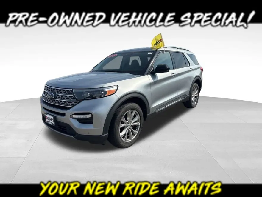 2023 Ford Explorer Limited photo 1