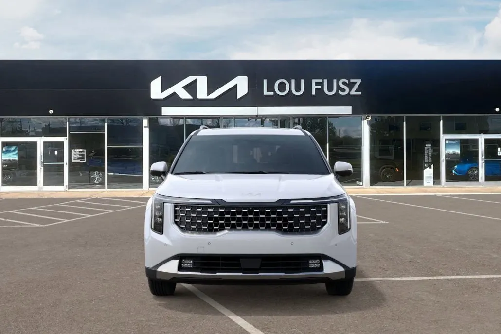 2026 Kia Carnival SX photo 1