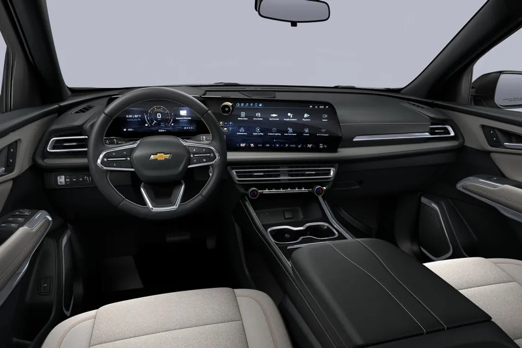 2026 Chevrolet Traverse photo 1