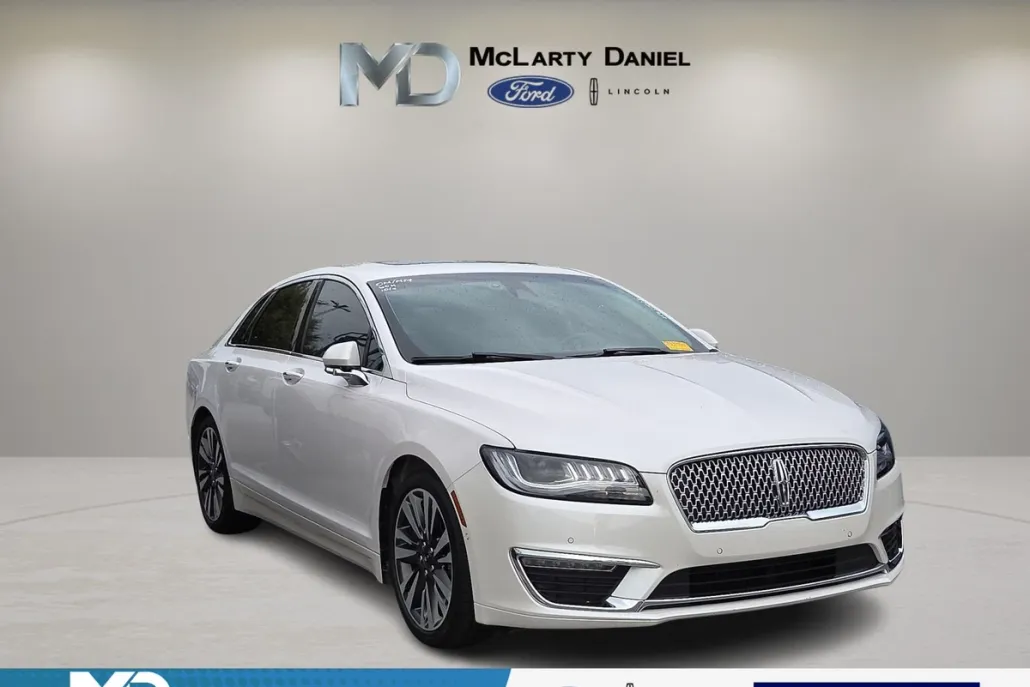 2019 Lincoln MKZ Hybrid Reserve photo 1
