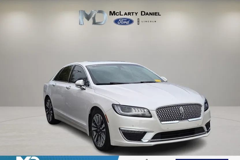 2019 Lincoln MKZ Hybrid Reserve photo 1