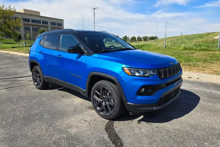 2026 Jeep Compass Limited photo 1