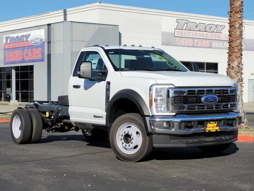 2024 Ford F-450 XL photo 1