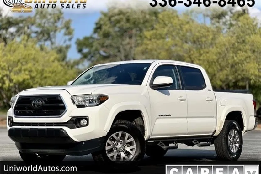 2018 Toyota Tacoma SR5 Double Cab photo 1