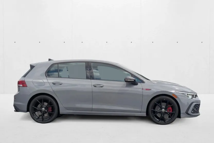 2024 Volkswagen Golf GTI 380 S photo 1