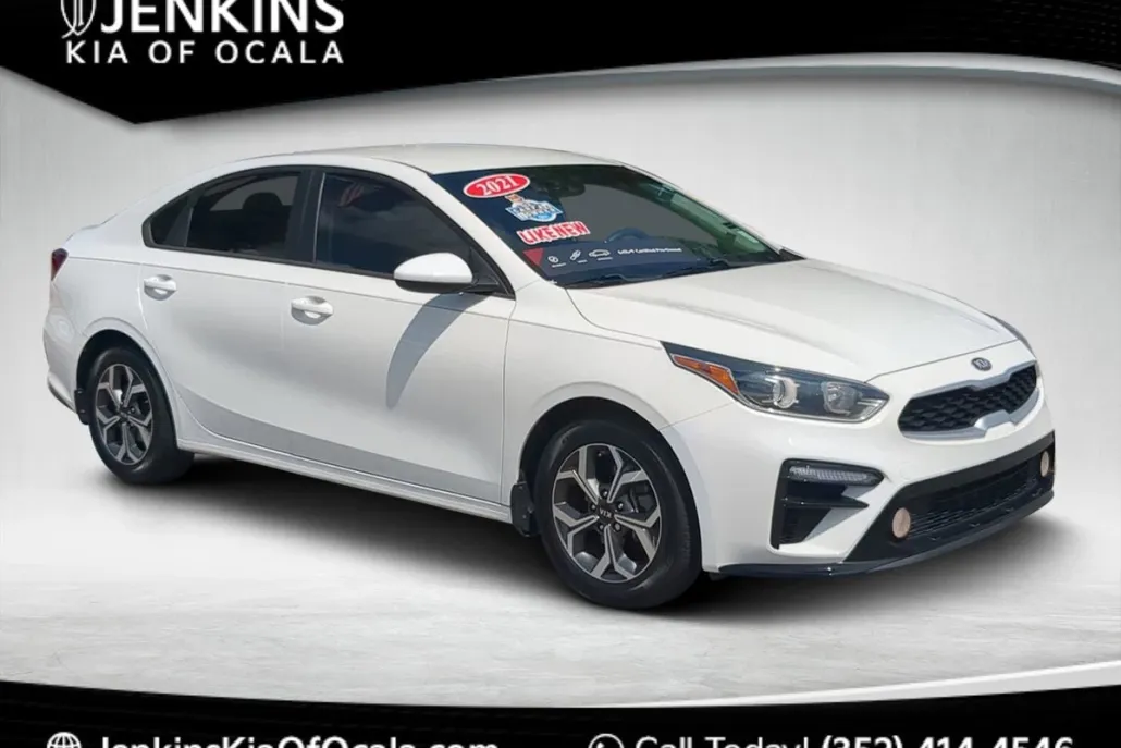 2021 Kia Forte LXS photo 1