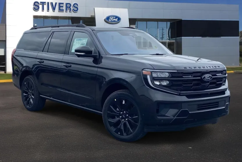 2025 Ford Expedition MAX Platinum photo 1