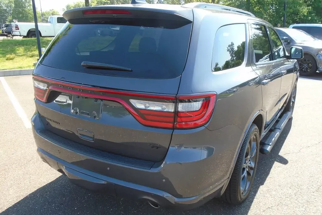 2024 Dodge Durango R/T Premium photo 1