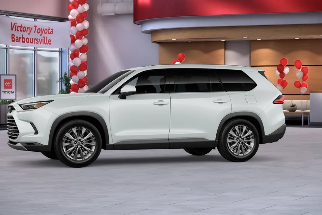 2026 Toyota Grand Highlander Platinum AWD photo 1