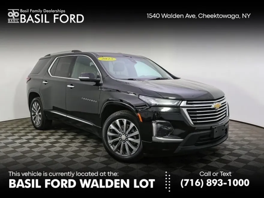 2023 Chevrolet Traverse Premier photo 1