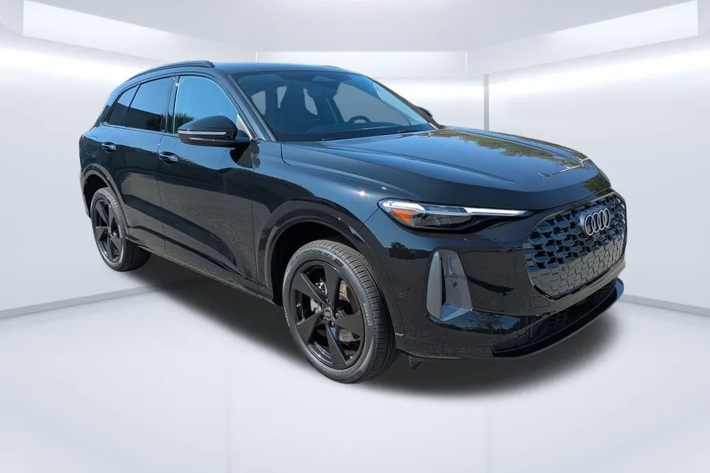 2025 Audi Q5 Premium Plus photo 1