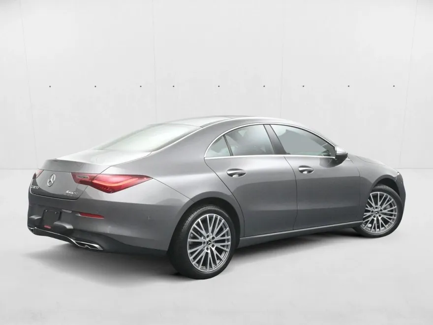 2025 Mercedes Benz CLA 250 4MATIC photo 1