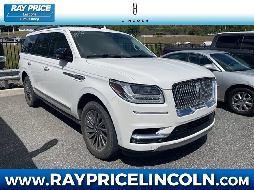 2020 Lincoln Navigator Standard photo 1