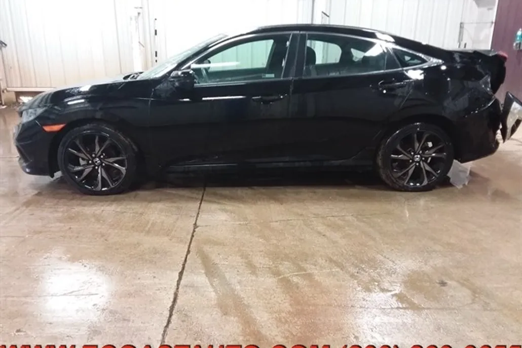 2020 Honda Civic Sport photo 1