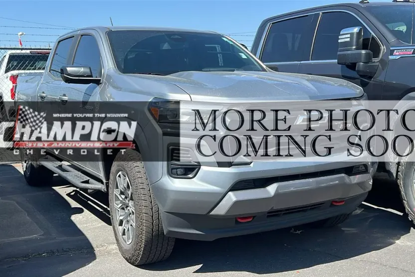 2023 Chevrolet Colorado Z71 photo 1