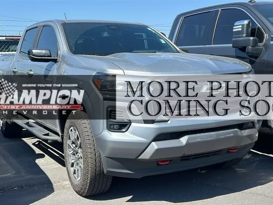 2023 Chevrolet Colorado Z71 photo 1