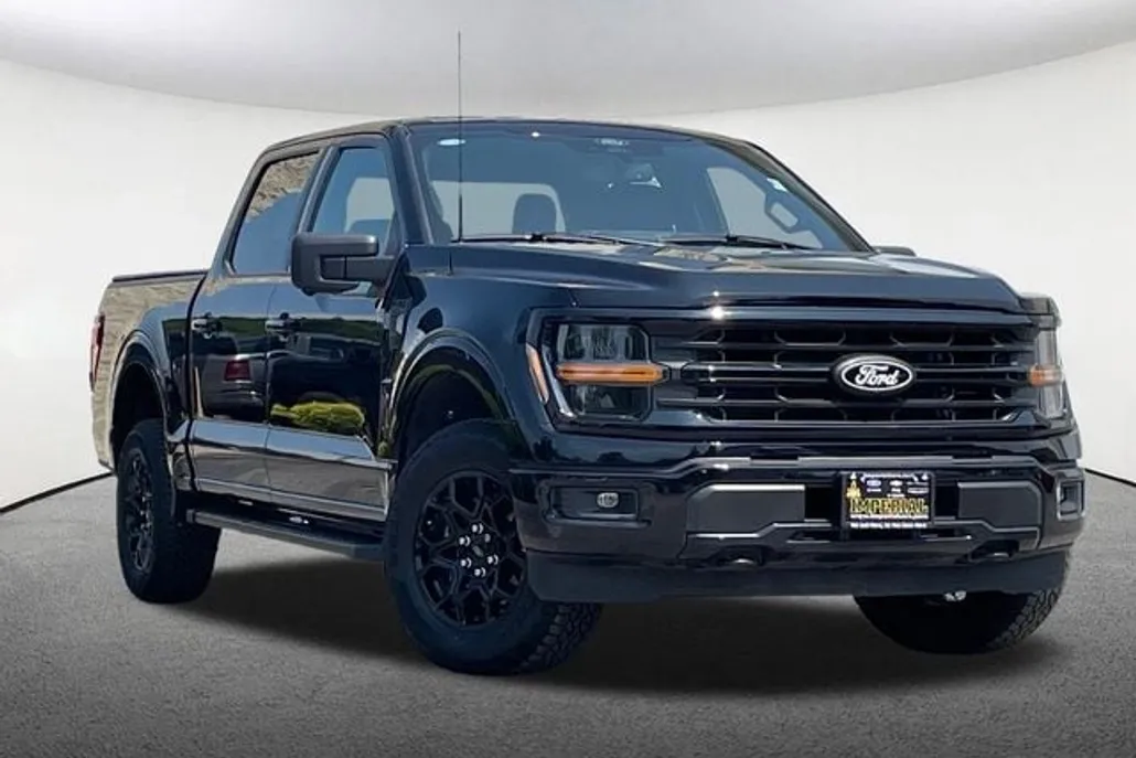 2024 Ford F-150 XLT photo 1