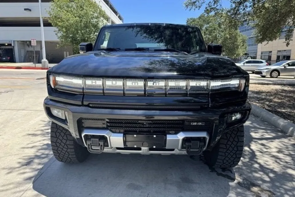 2024 Gmc Hummer EV SUV photo 1