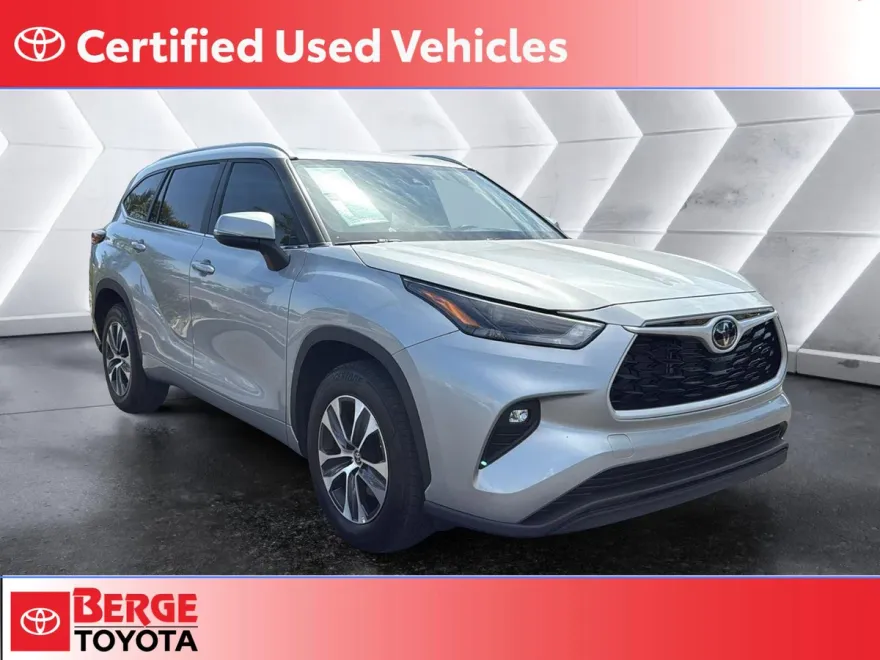 2024 Toyota Highlander XLE photo 1